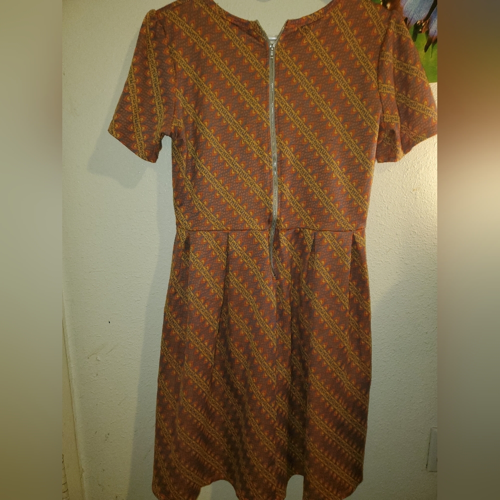 LuLu dress - Picture 2 of 3